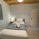Blu Bene In Mavrovouni, Gytheio Μαυροβούνι