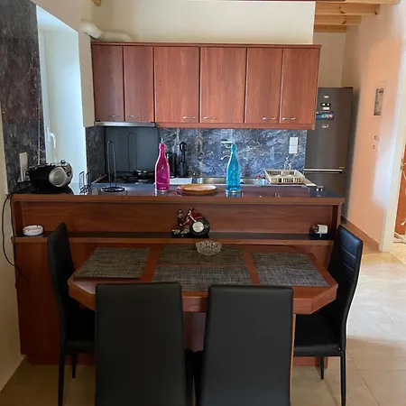 Apartment Blu Bene In Mavrovouni, Gytheio